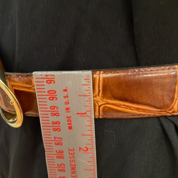 NWOT Lemie Leather Belt Sz Medium Alligator Print Made in Italy. - Picture 7 of 8